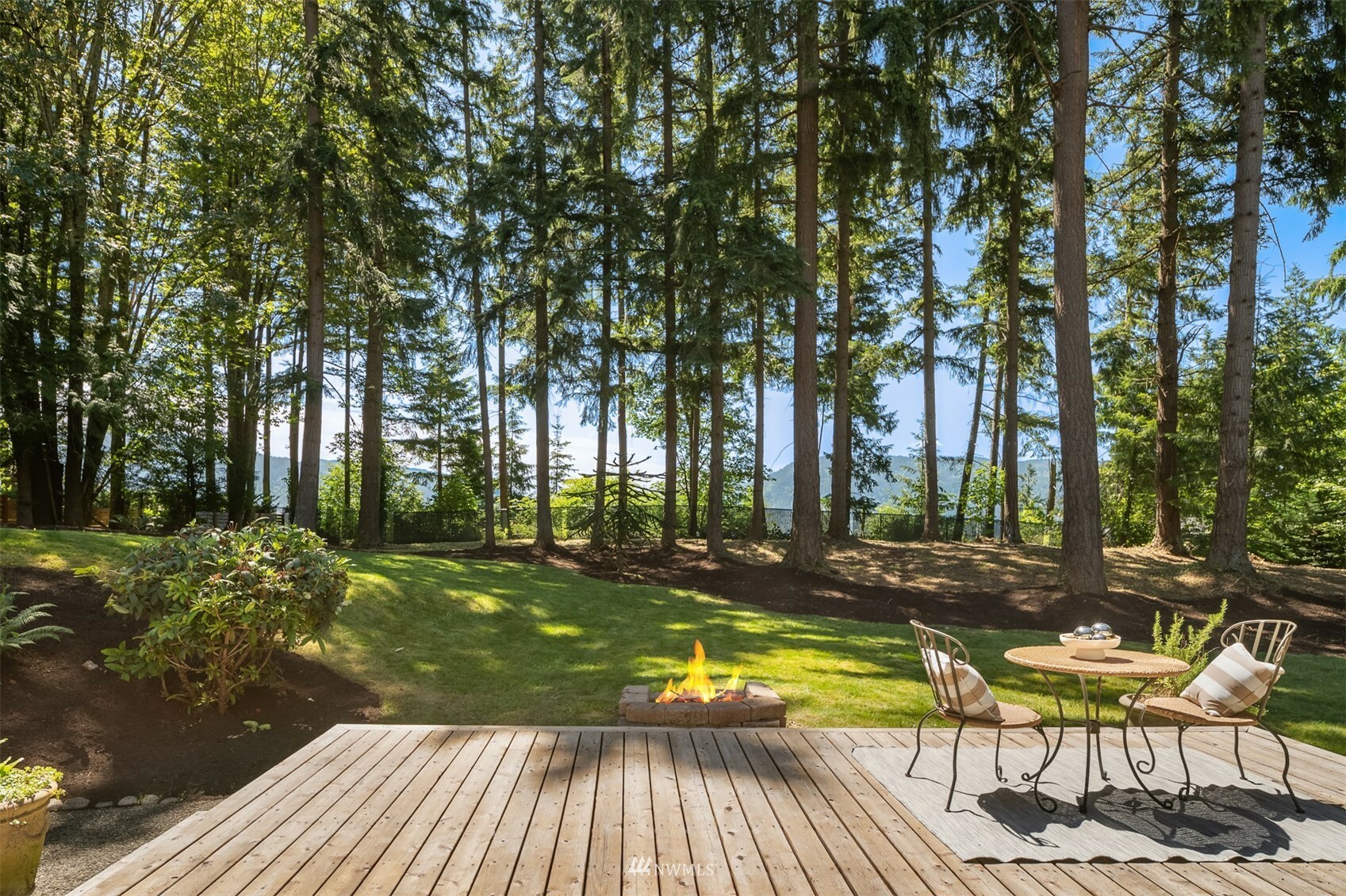 Property Photo:  23021 SE 58th Street  WA 98029 