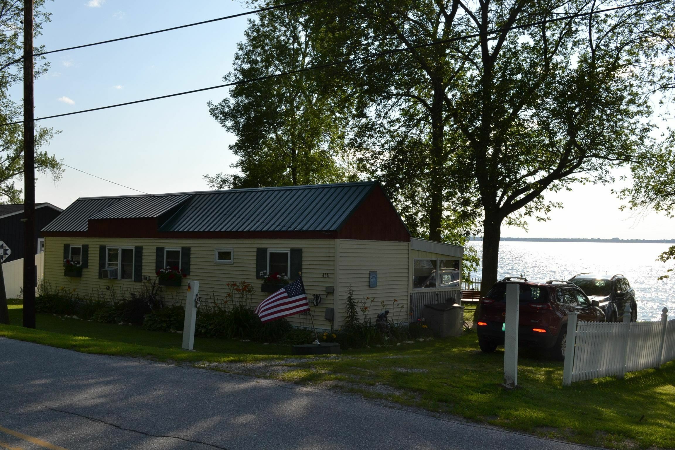 Property Photo:  454 Maquam Shore Road  VT 05488 