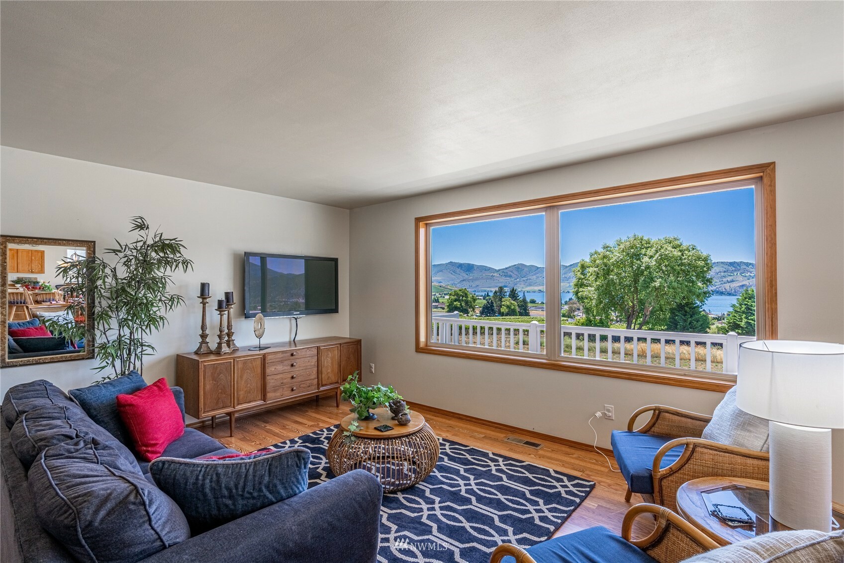 Property Photo: 205 Summerset Boulevard WA 98831