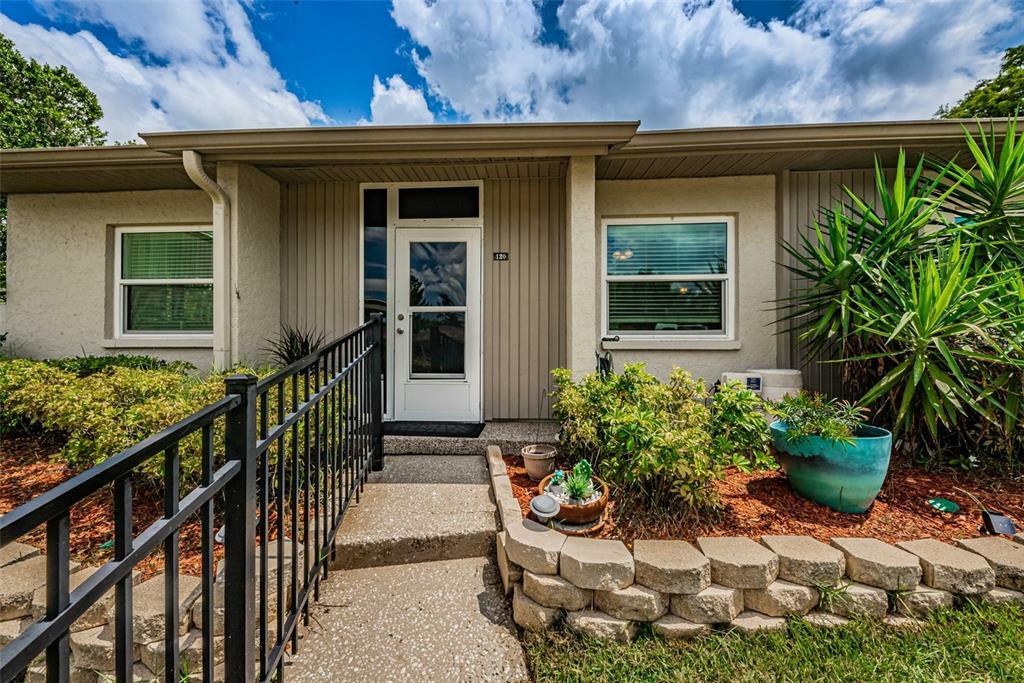 Property Photo:  120 Colette Court  FL 34677 