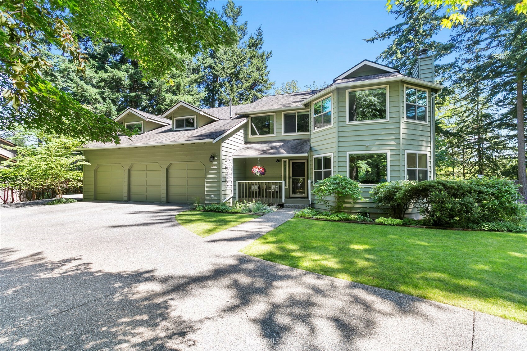 Property Photo:  349 Viewcrest Road  WA 98229 