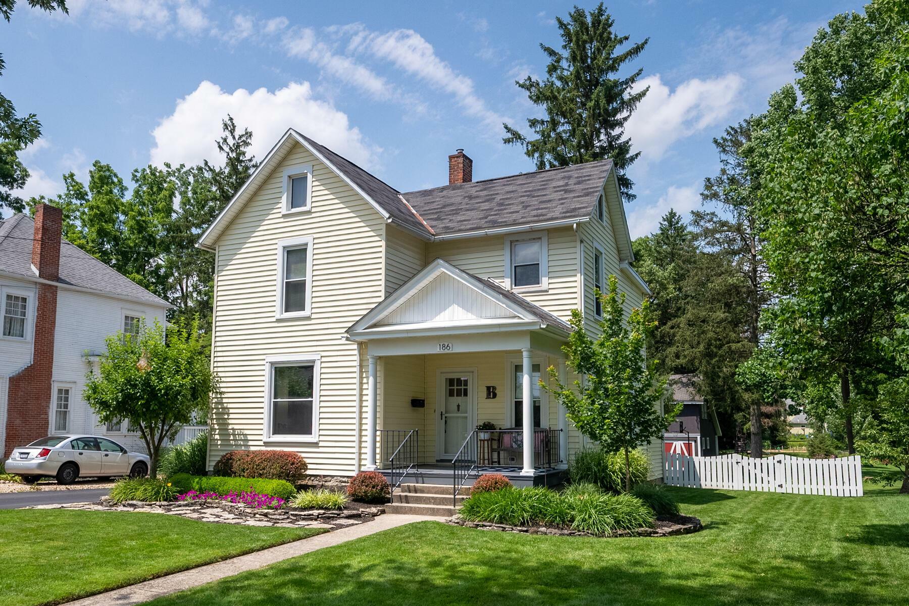 Property Photo: 186 Griswold Street OH 43015