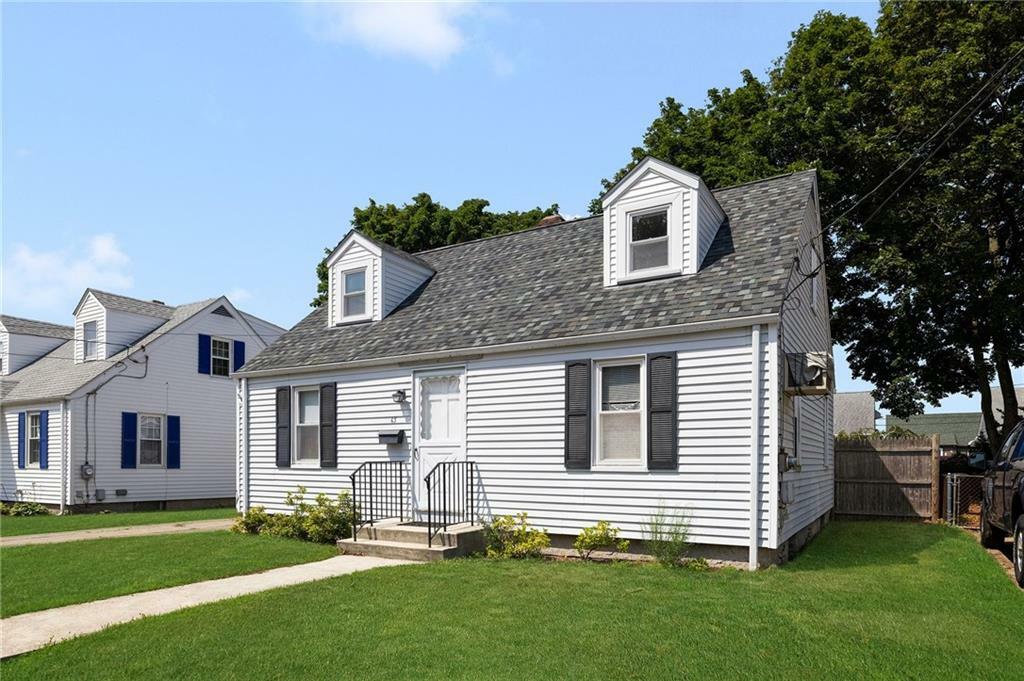 Property Photo:  63 Edgemere Rd  RI 02861 