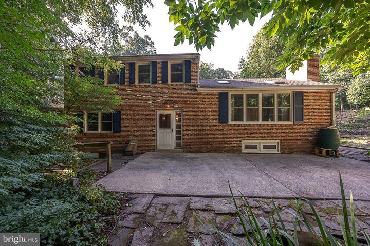 107 Glen Riddle Road  Media PA 19063 photo