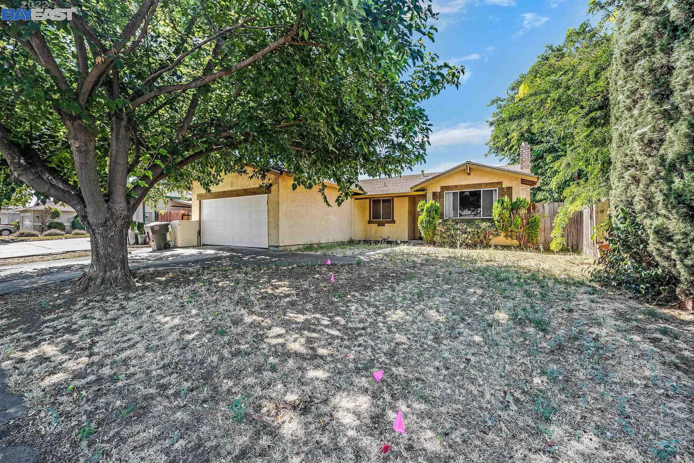 Property Photo:  333 Cinnamon Way  CA 94585 