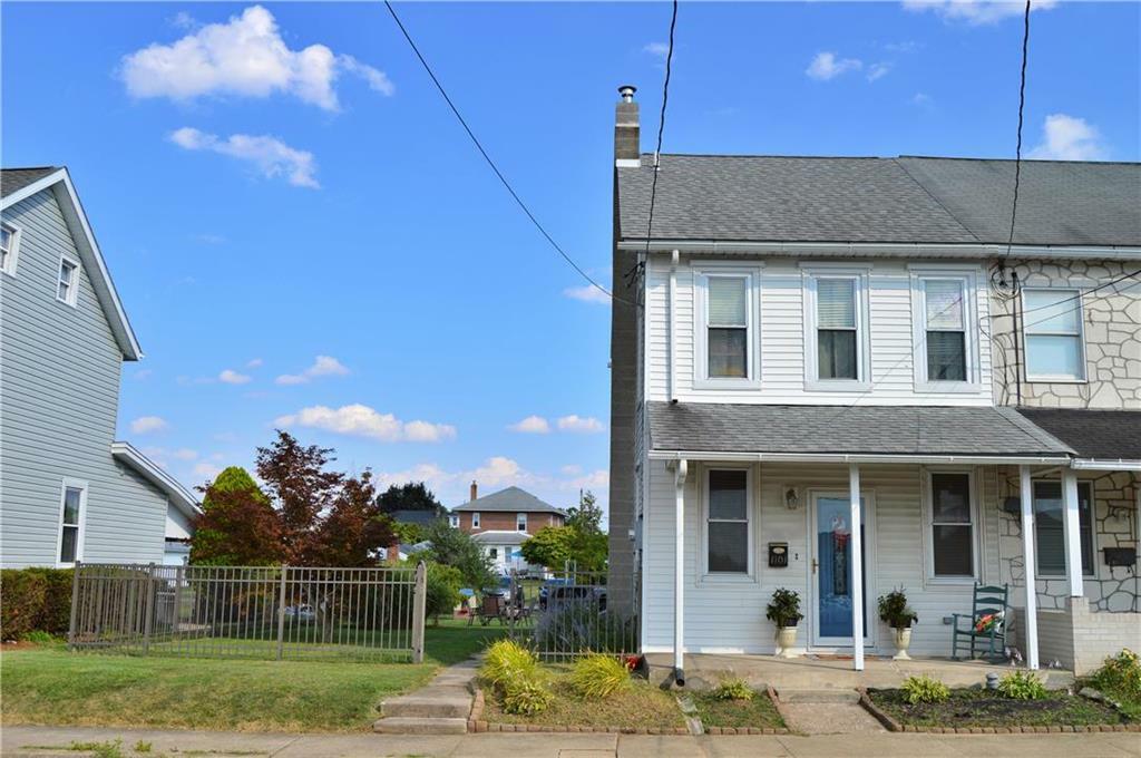 Property Photo:  1101 Oak Street  PA 18037 