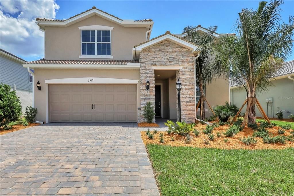 Property Photo: 3519 Harlowe Run FL 34211
