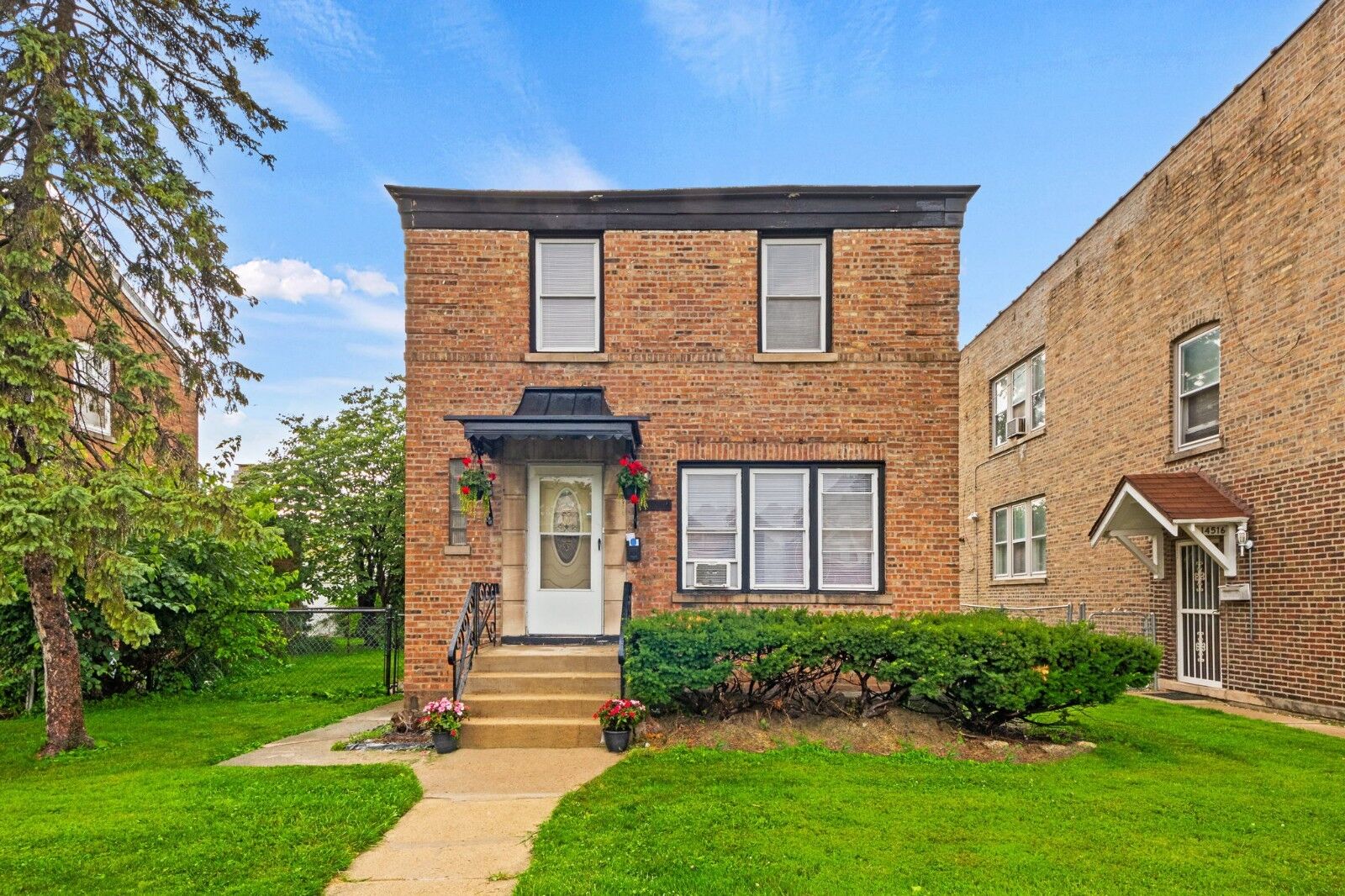 Property Photo: 14518 S Clark Street IL 60827