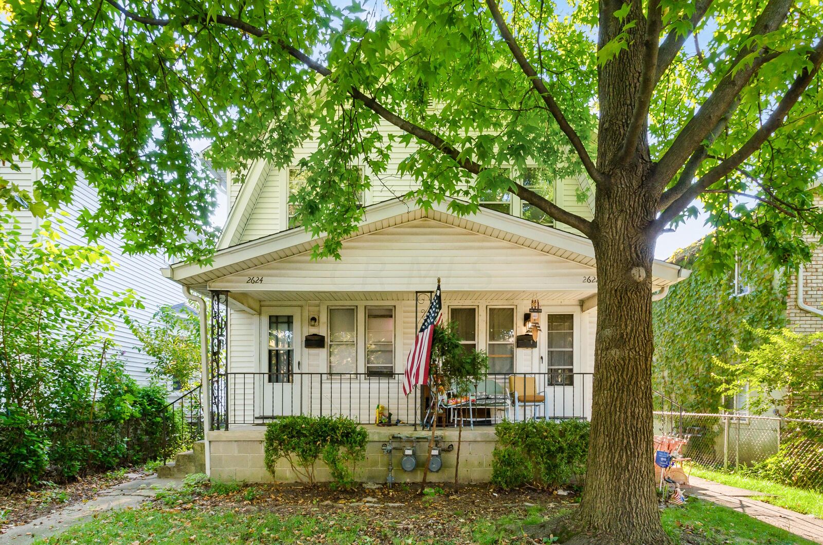 Property Photo:  2622-2624 Deming Avenue  OH 43202 