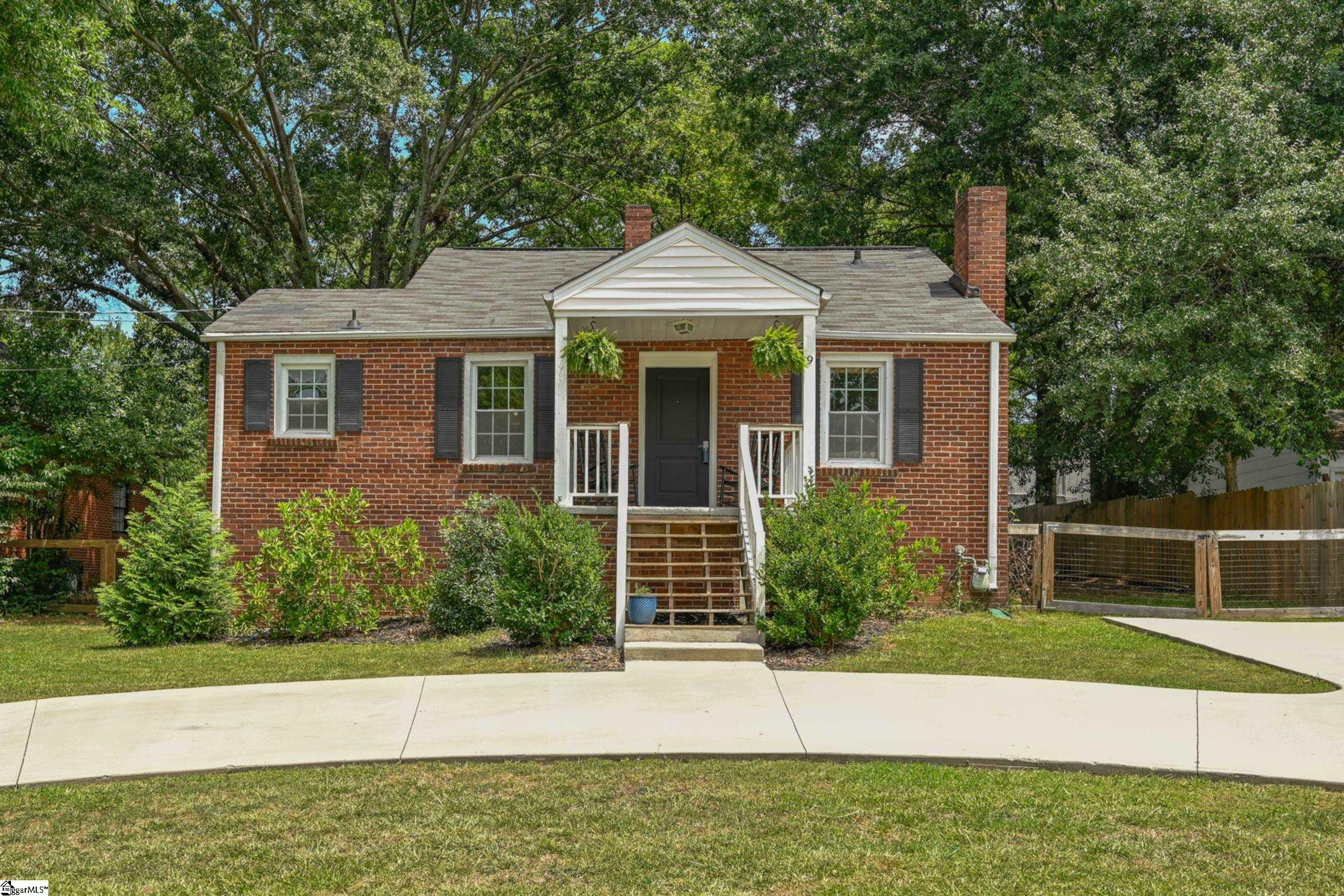 Property Photo:  9 Ellison Street  SC 29607 