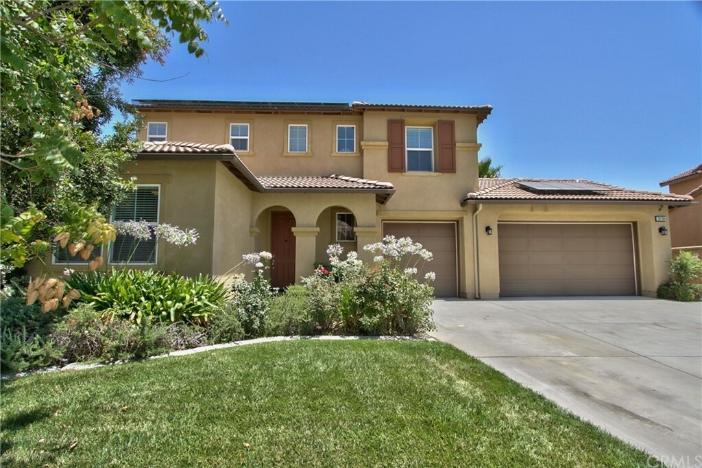 Property Photo:  28704 Plantain Street  CA 92584 