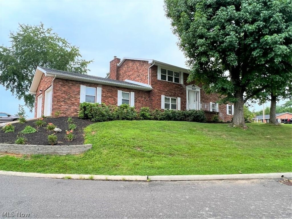 Property Photo:  1545 Willoughby Drive  WV 26101 