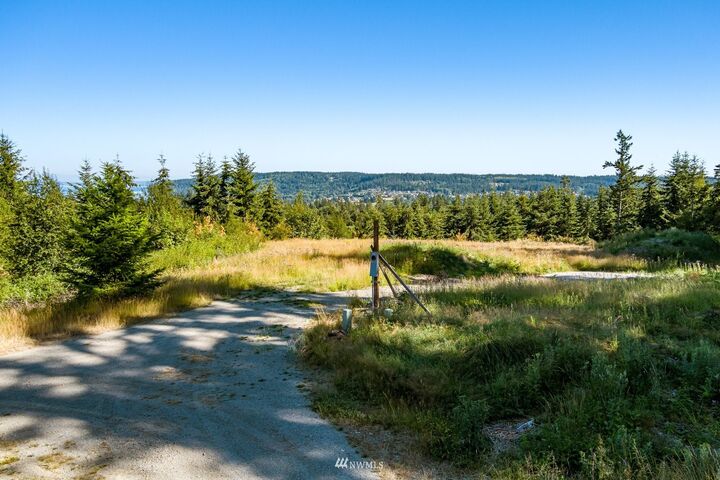 Property Photo:  331 Olympic Bay Lane  WA 98277 