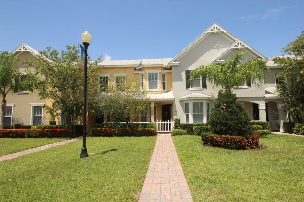 Property Photo: 10491 SW West Park Avenue FL 34987