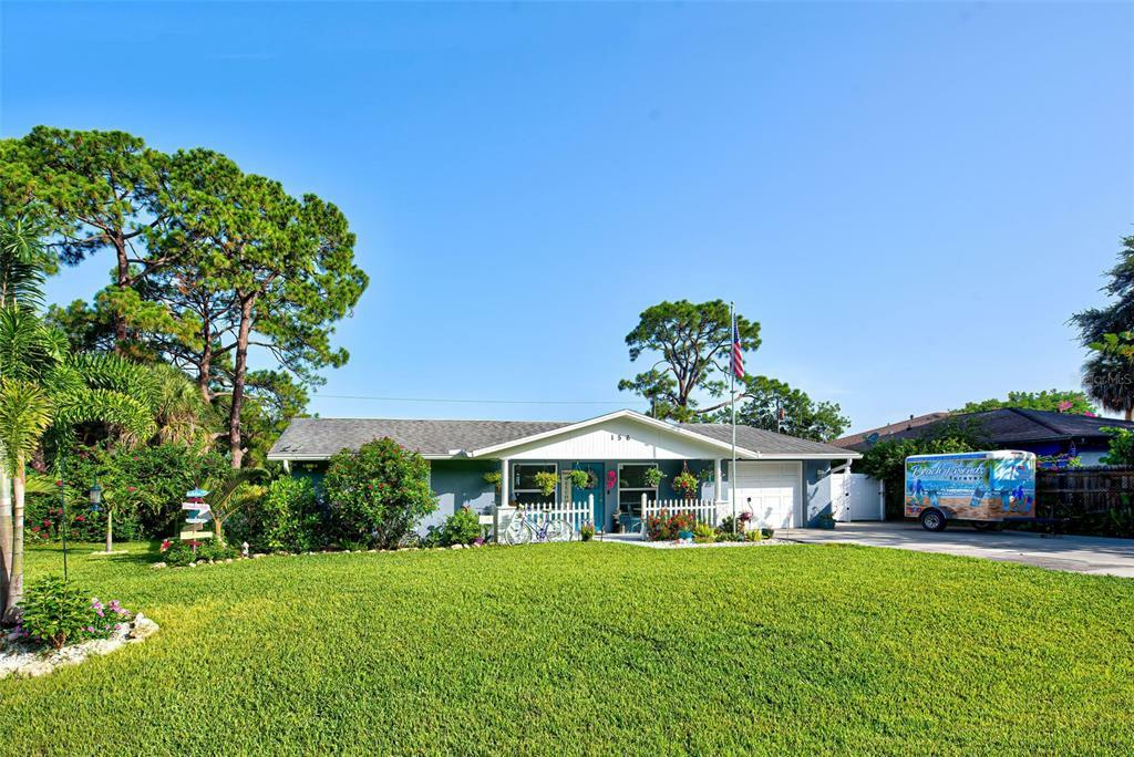 Property Photo:  156 Jasmine Road  FL 34293 