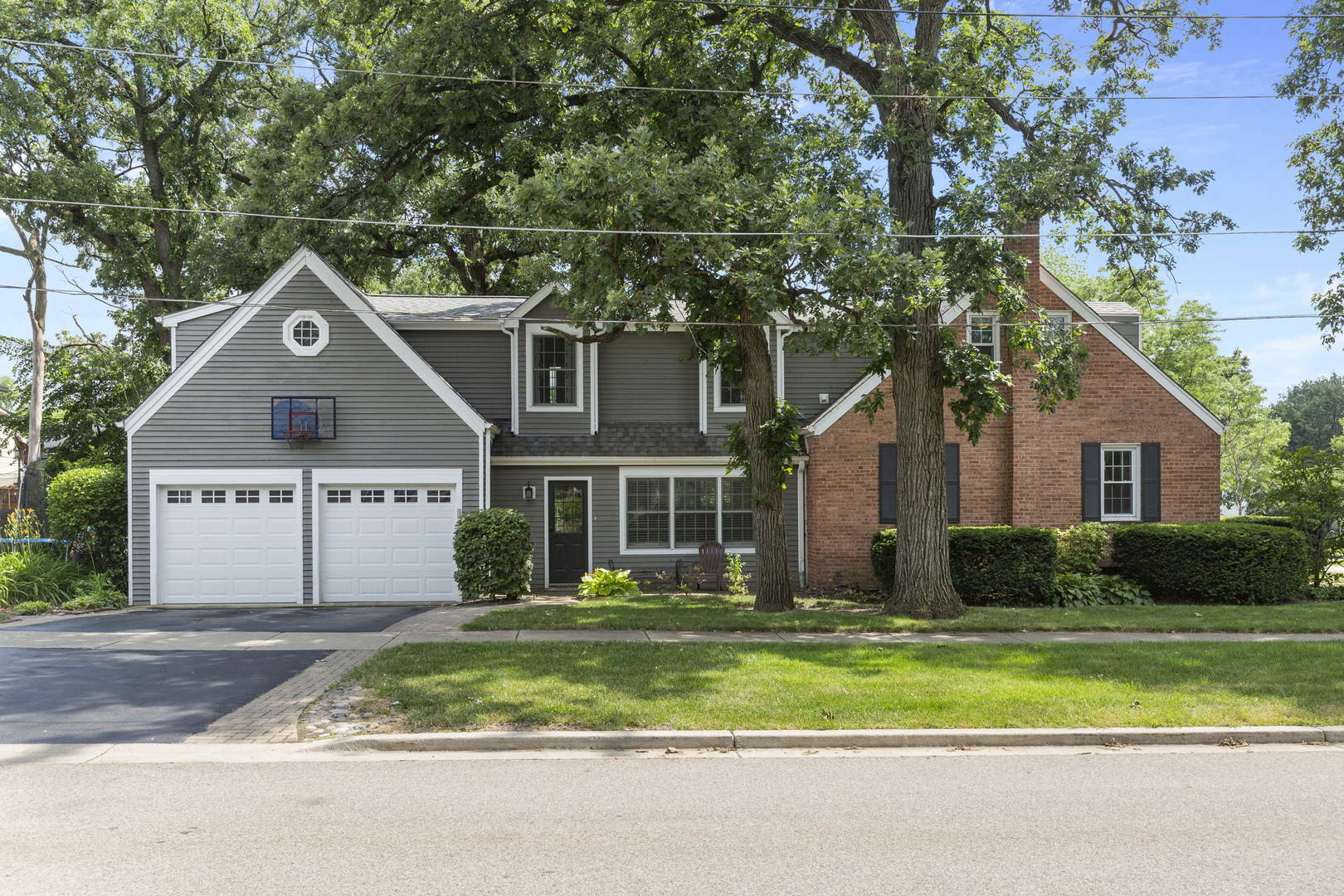 Property Photo:  1055 Oakley Avenue  IL 60015 