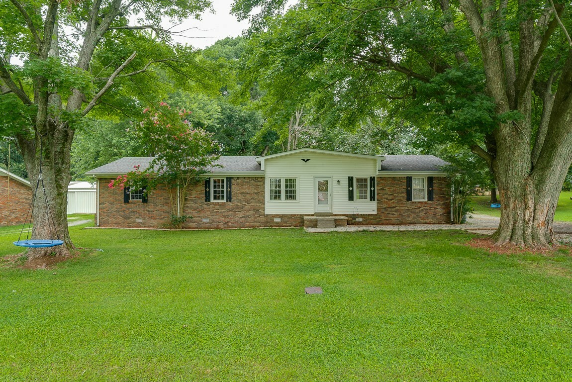 Property Photo:  1200 Hollis Ln  TN 37083 