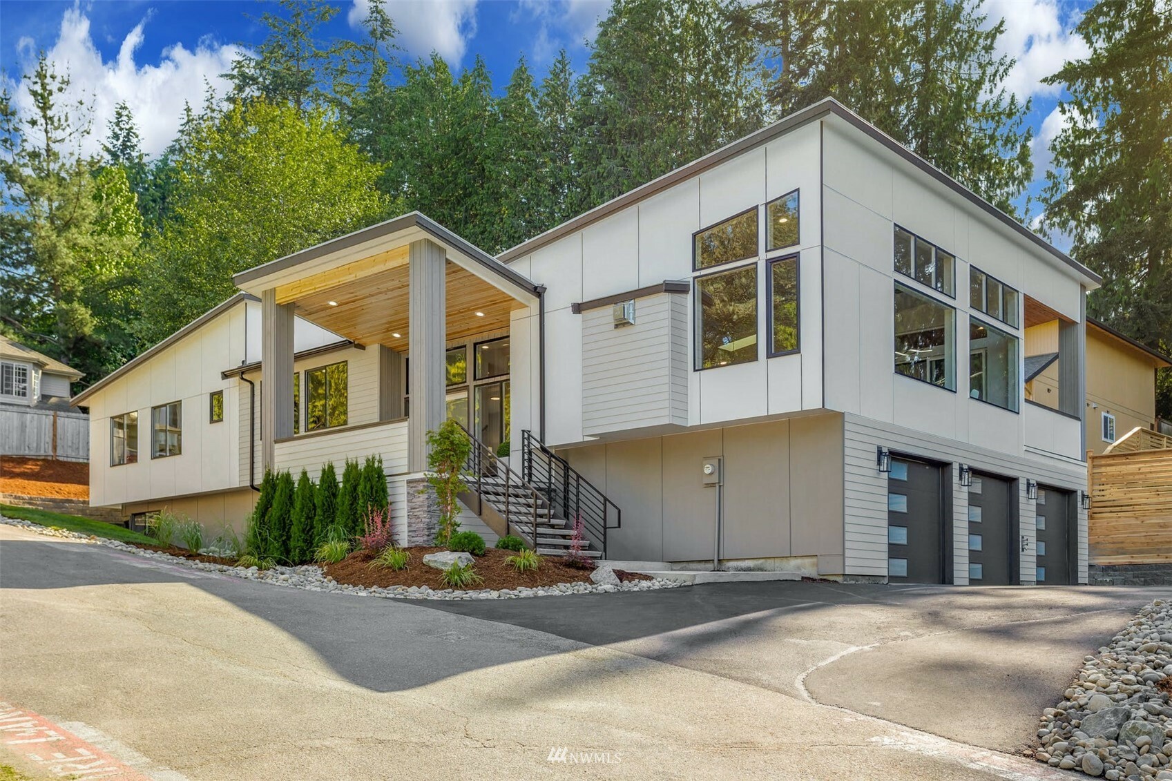 Property Photo:  9823 Forbes Creek Drive  WA 98033 