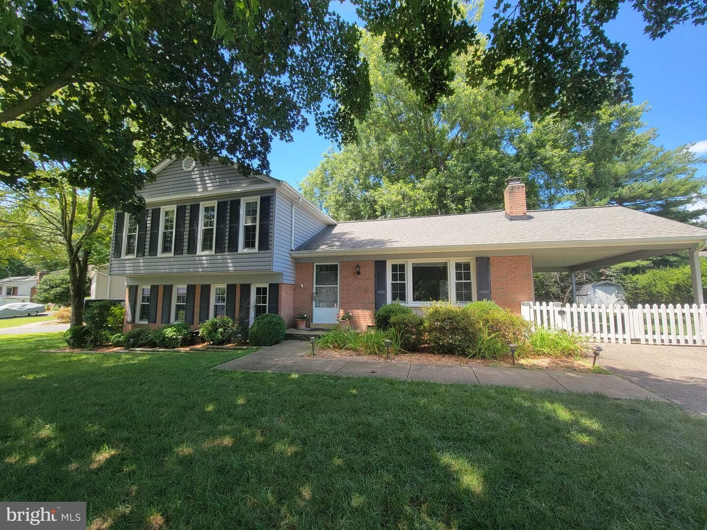 Property Photo: 7804 Strathdon Court VA 22315