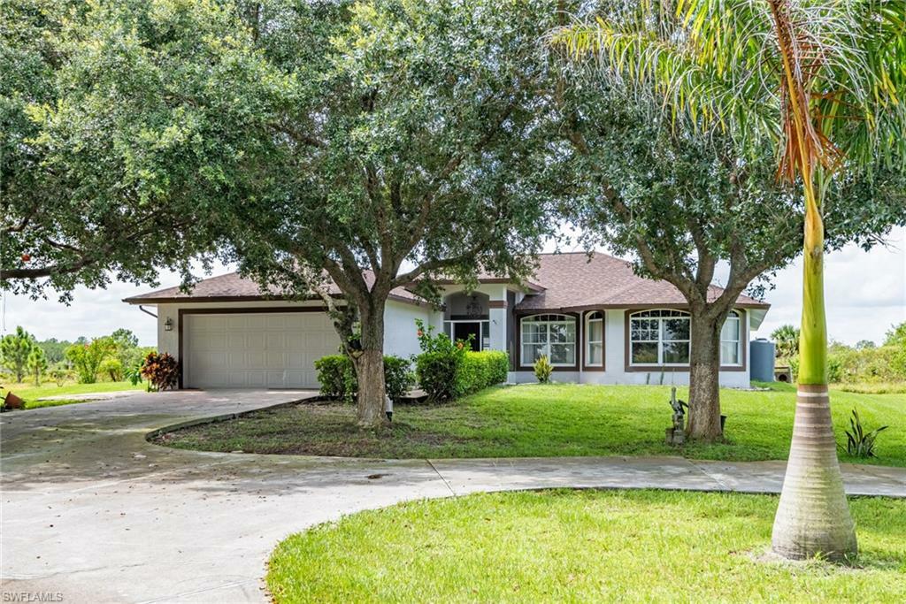 Property Photo:  3170 31st Ave NE  FL 34120 