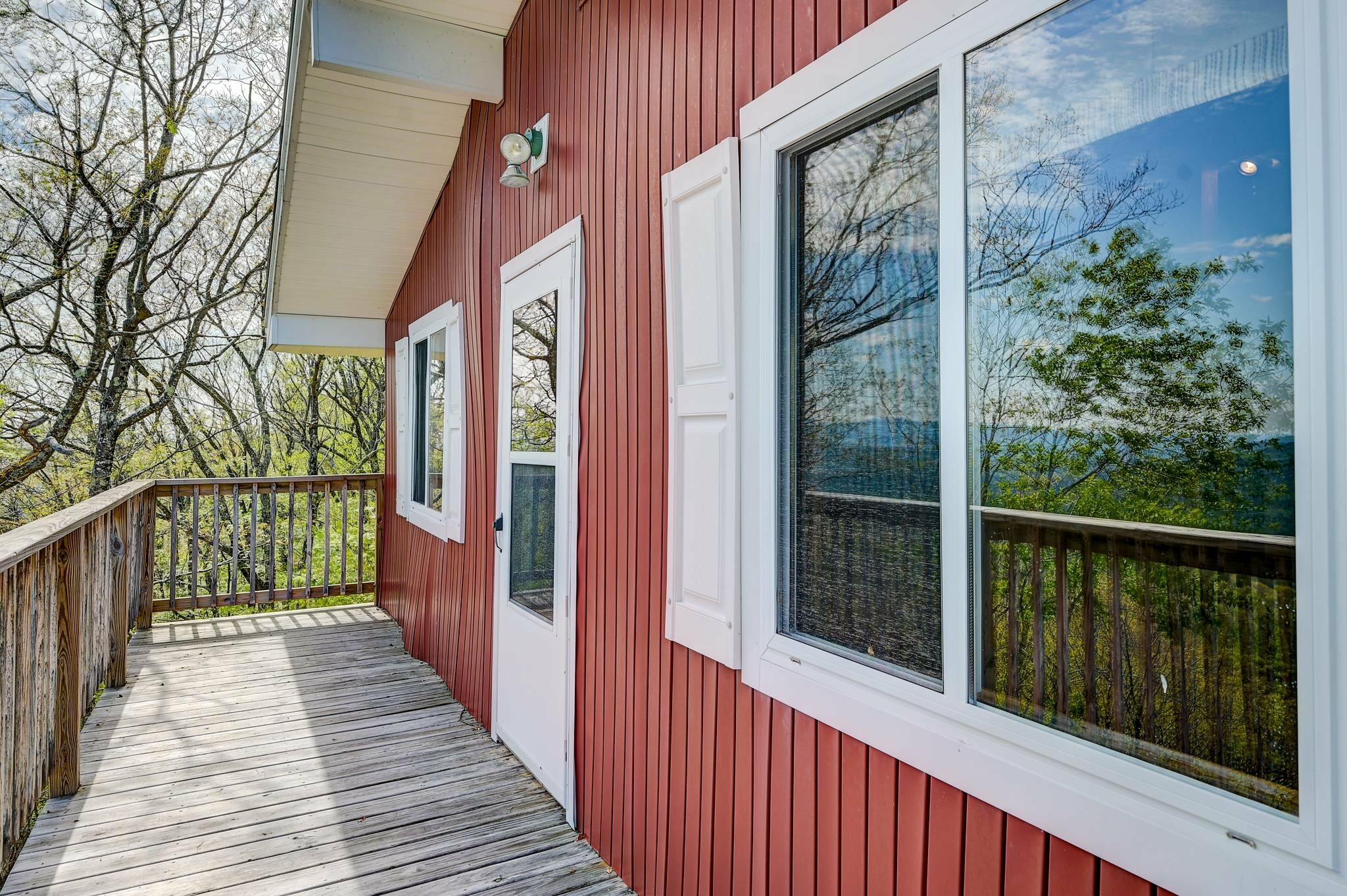 Property Photo:  100 Oak Ridge Road  NH 03849 