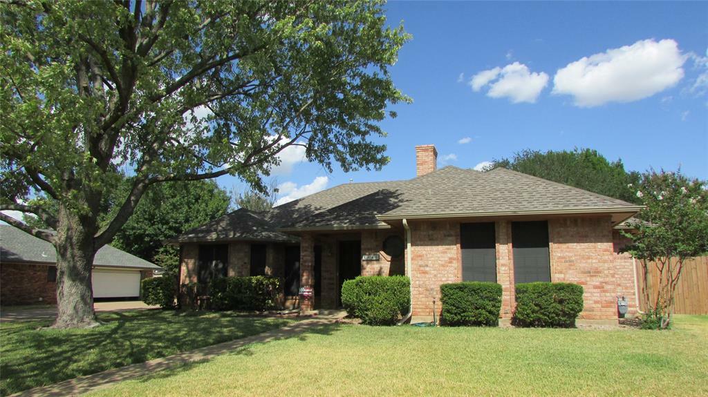 Property Photo:  1640 W Pleasant Drive  TX 76065 