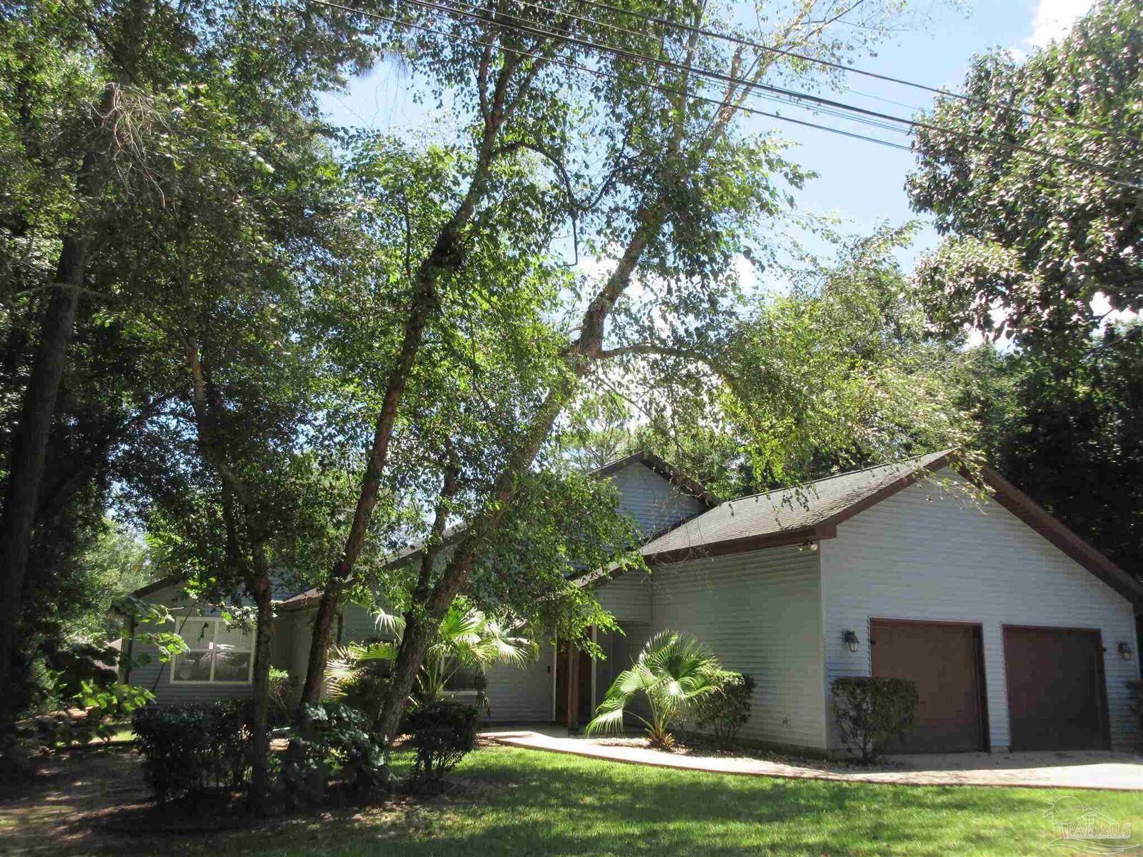 Property Photo:  6717 Contentment St  FL 32583 