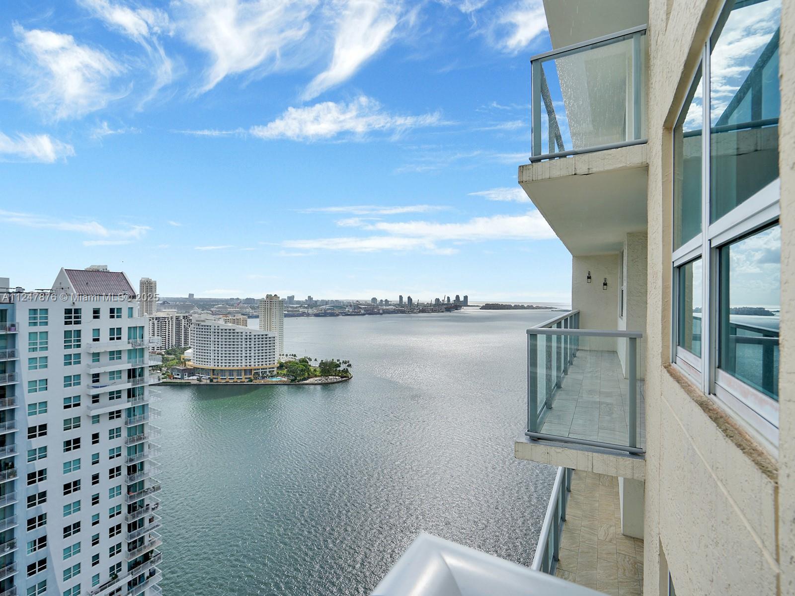 Property Photo: 1155 Brickell Bay Dr 3404 FL 33131
