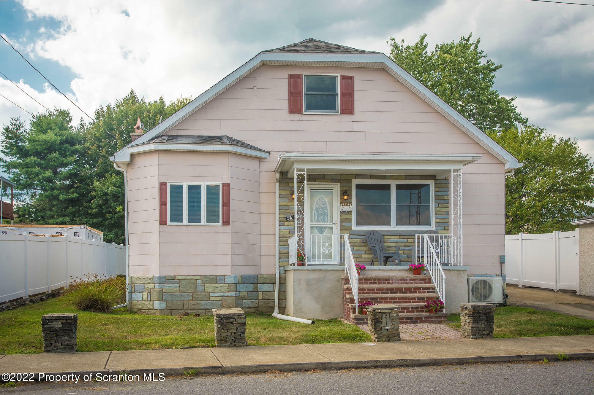 Property Photo:  511 Fallon Street  PA 18518 