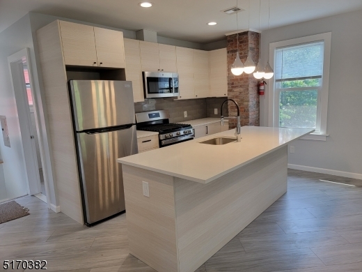 Property Photo: 170 Elm Ave NJ 07065