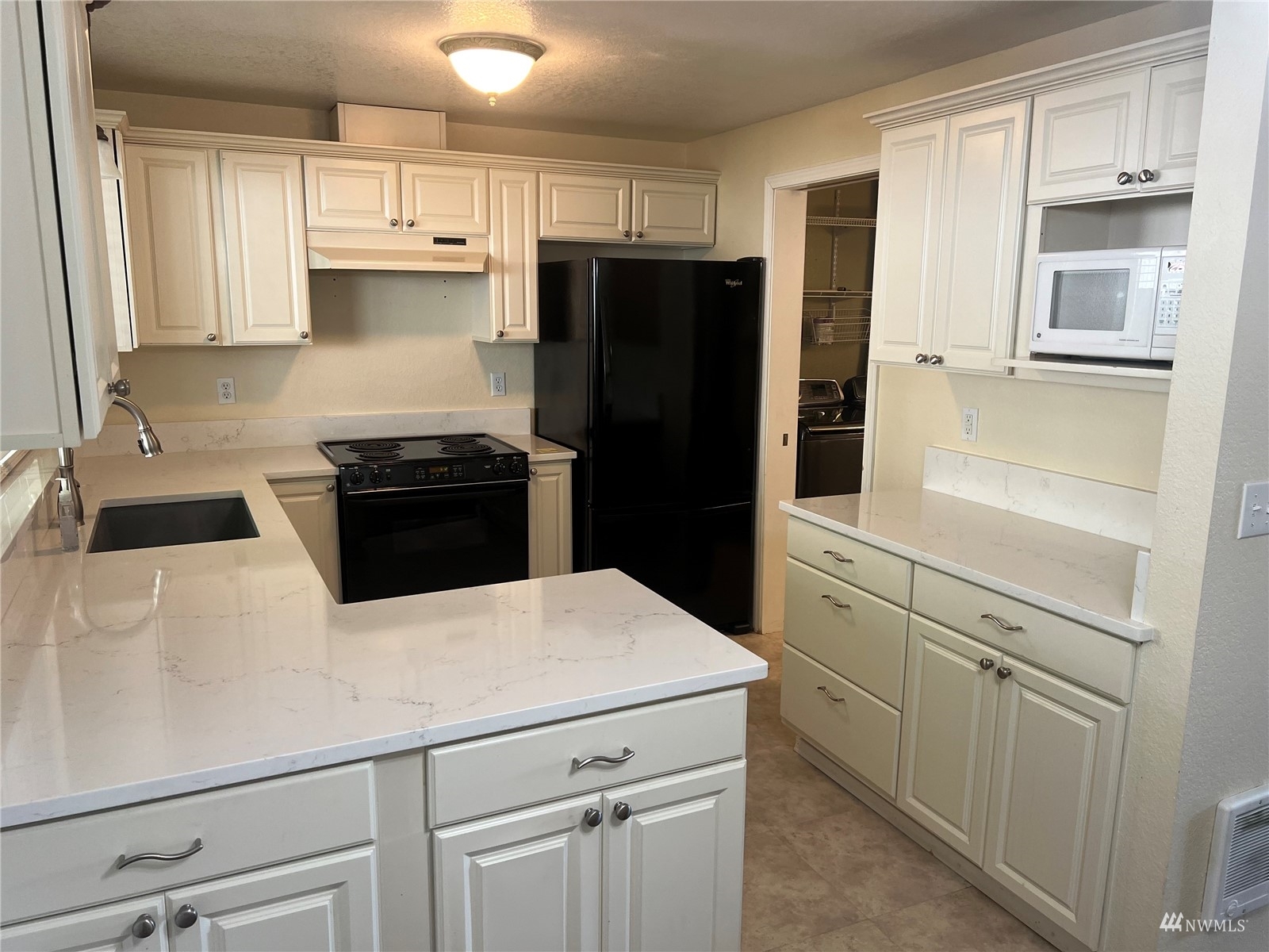 Property Photo: 5726 99th Street Ct E 5726 WA 98373