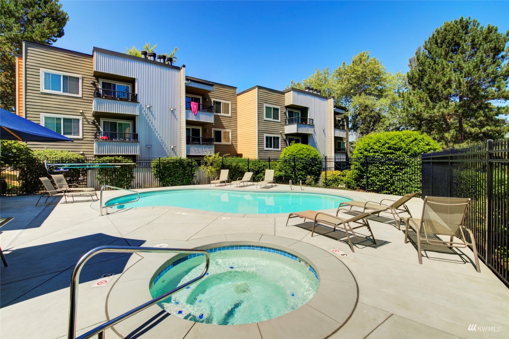 Property Photo:  746 Kirkland Circle F104  WA 98033 