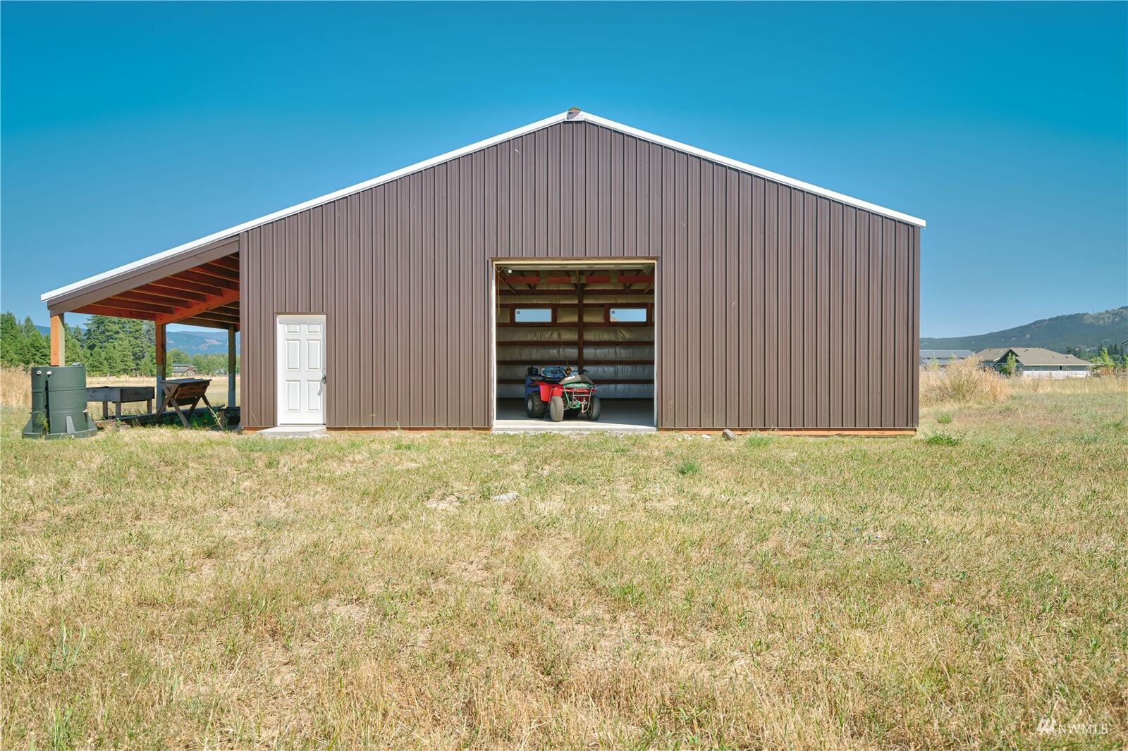 Property Photo:  721 Pine Ridge Lane  WA 98922 