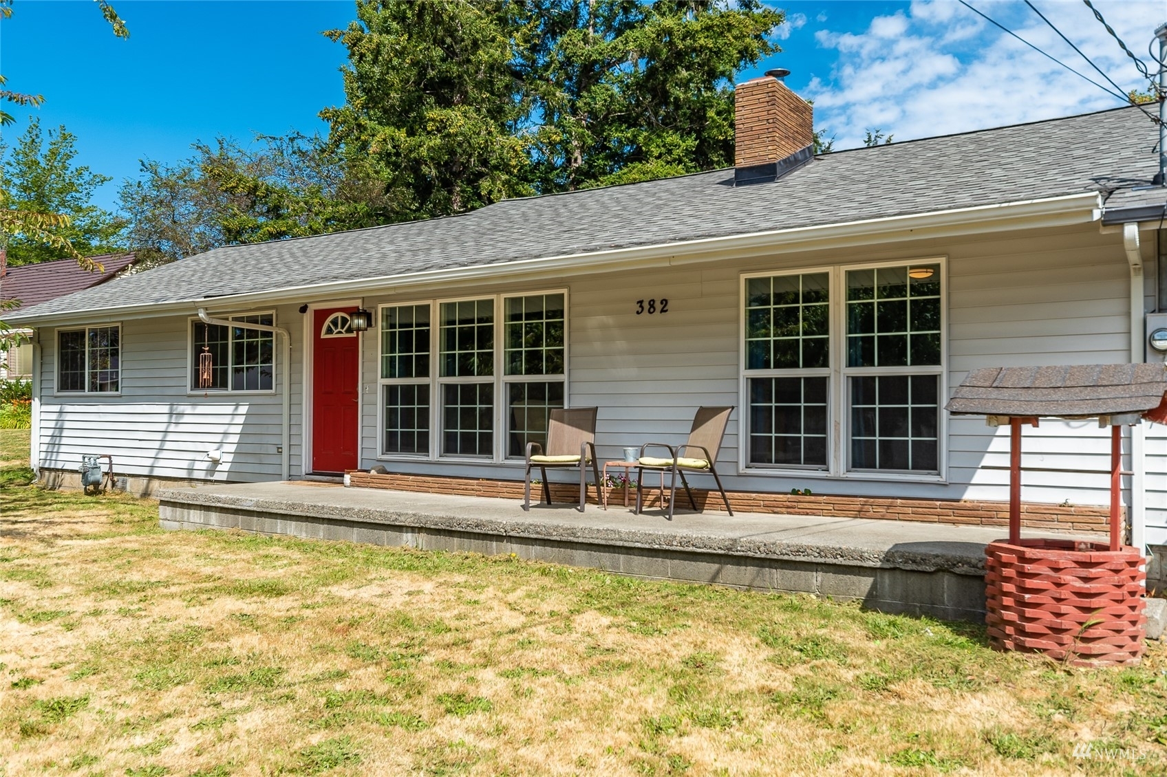 Property Photo:  382 SE Ely Street  WA 98277 