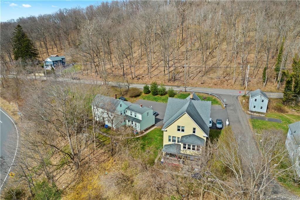 Property Photo: 2 Clinton Place CT 06492