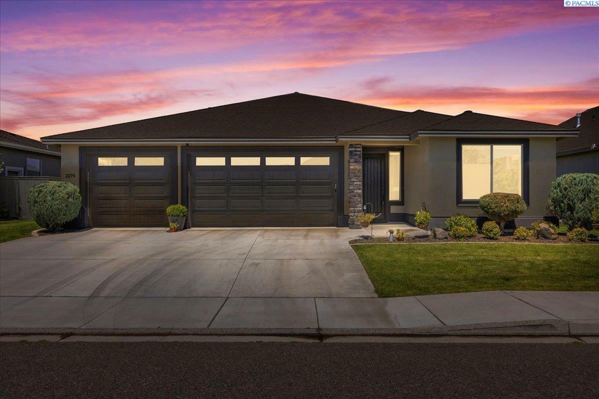 Property Photo:  2279 Copperleaf  WA 99354 