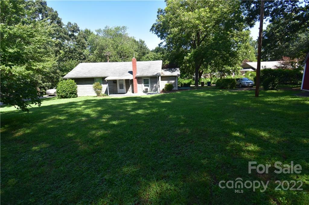 Property Photo:  210 Proctor Street  NC 28092 