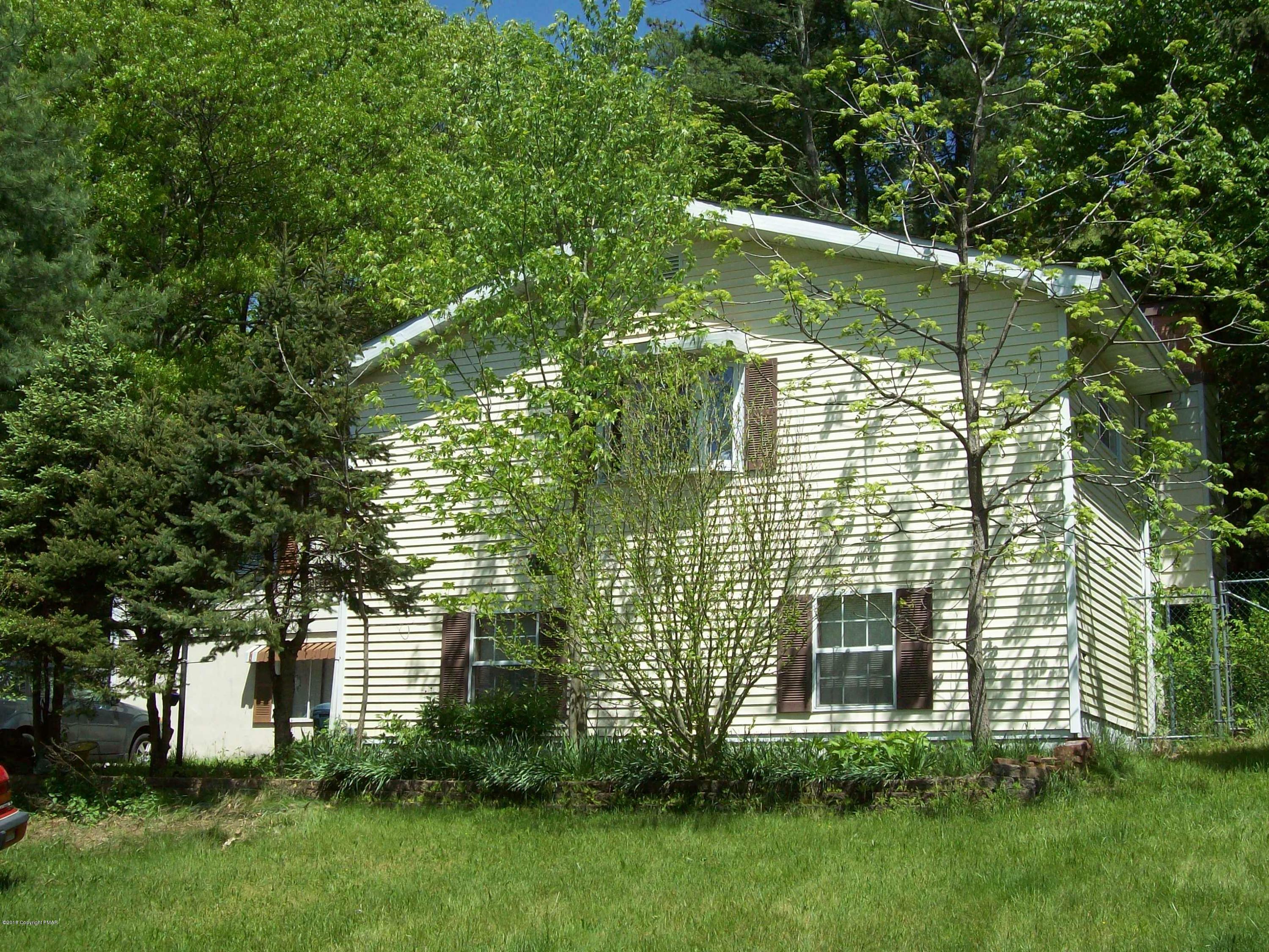 Property Photo:  2231 Clearview Drive  PA 18302 