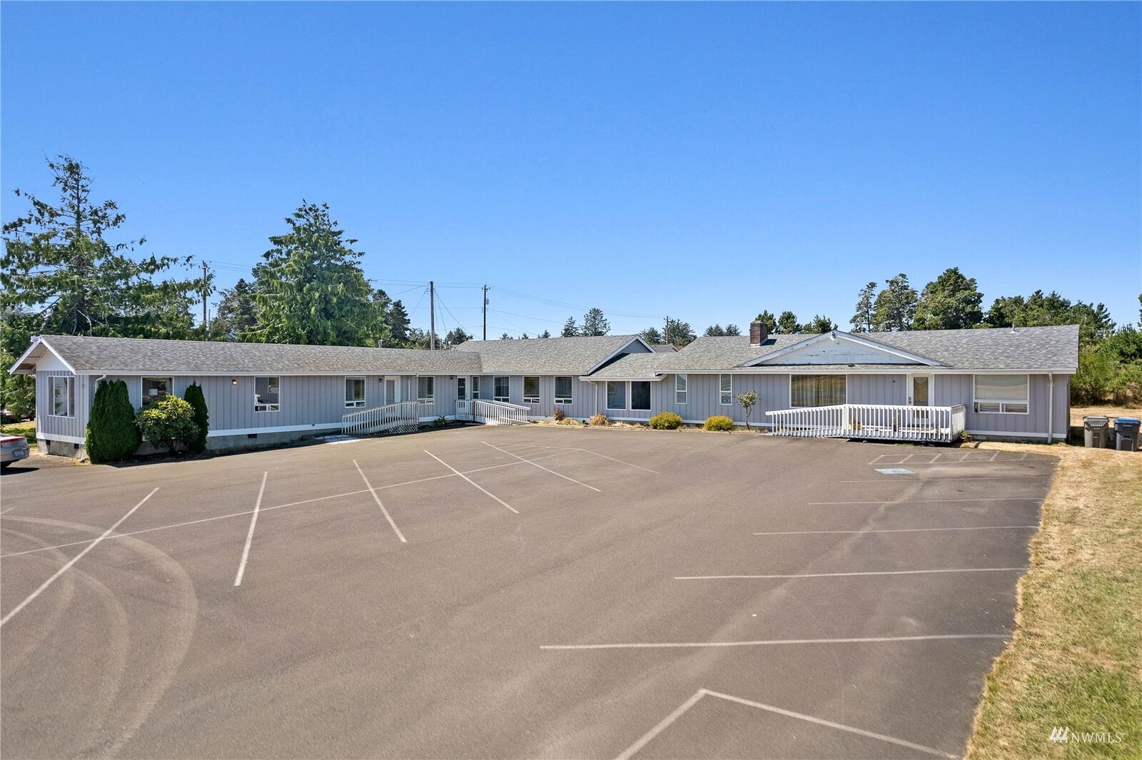 Property Photo:  509 S Montesano Street  WA 98595 