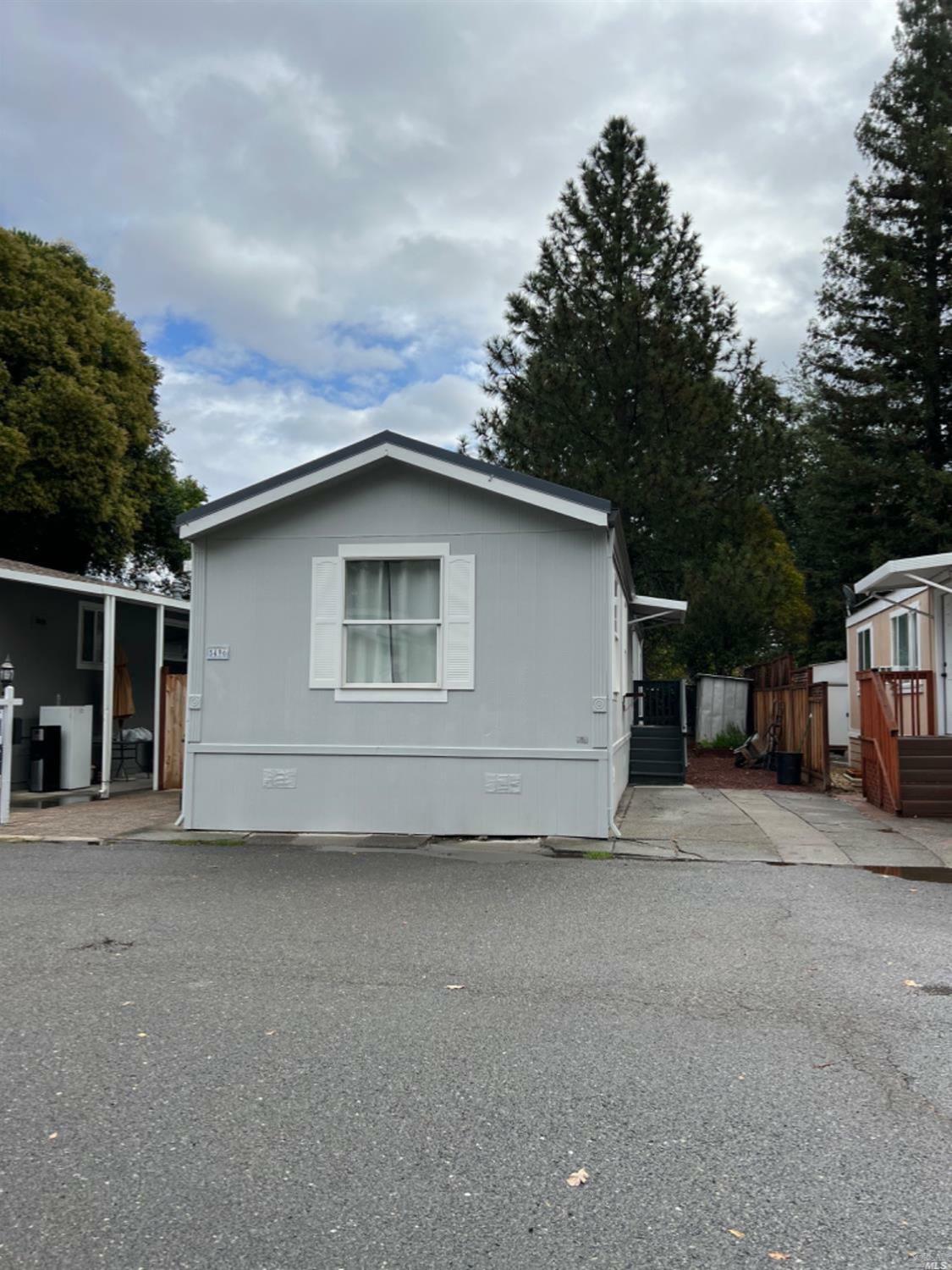 Property Photo: 5496 Ranchito Way CA 95403