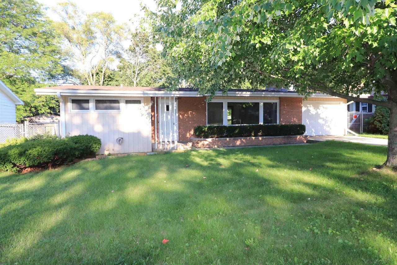 Property Photo:  1337 Garfield Ave  WI 53511 