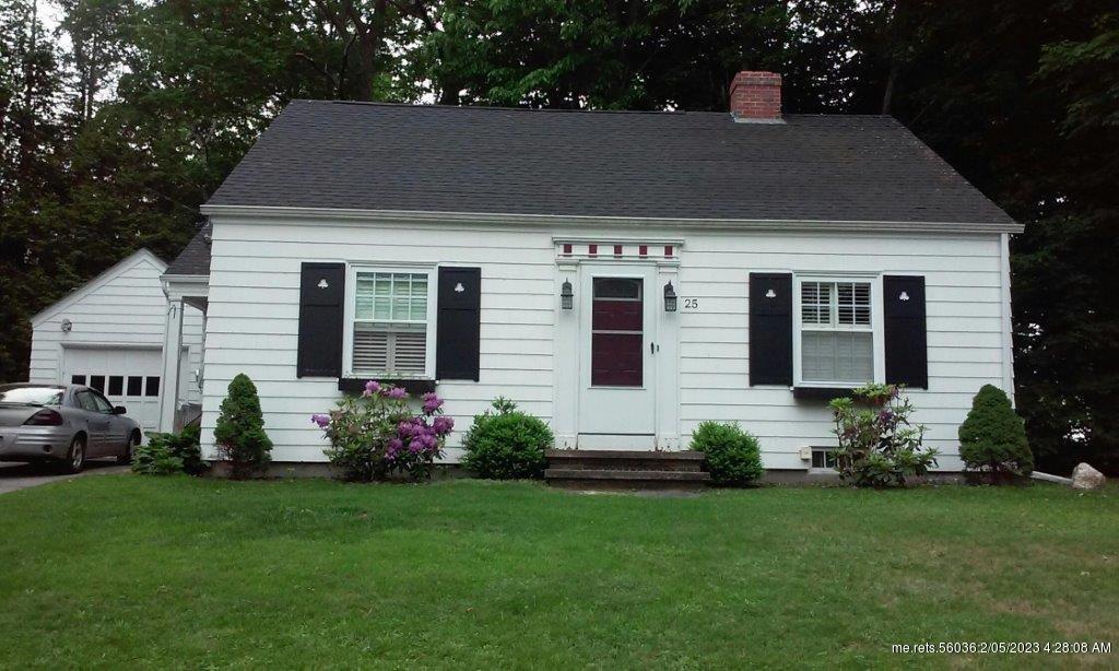 Property Photo:  25 Bardwell Street  ME 04240 