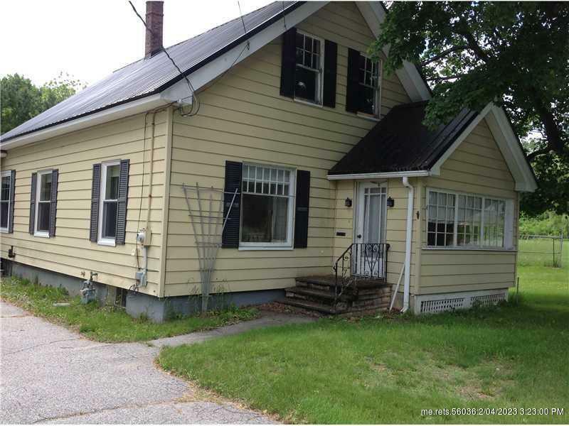 Property Photo: 14 Cleveland Avenue ME 04210