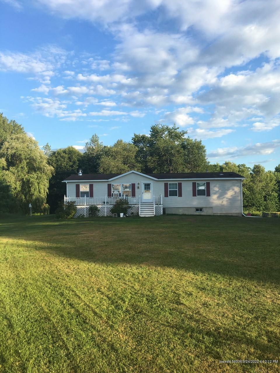 Property Photo:  1521 Upper Oak Hill Road  ME 04915 