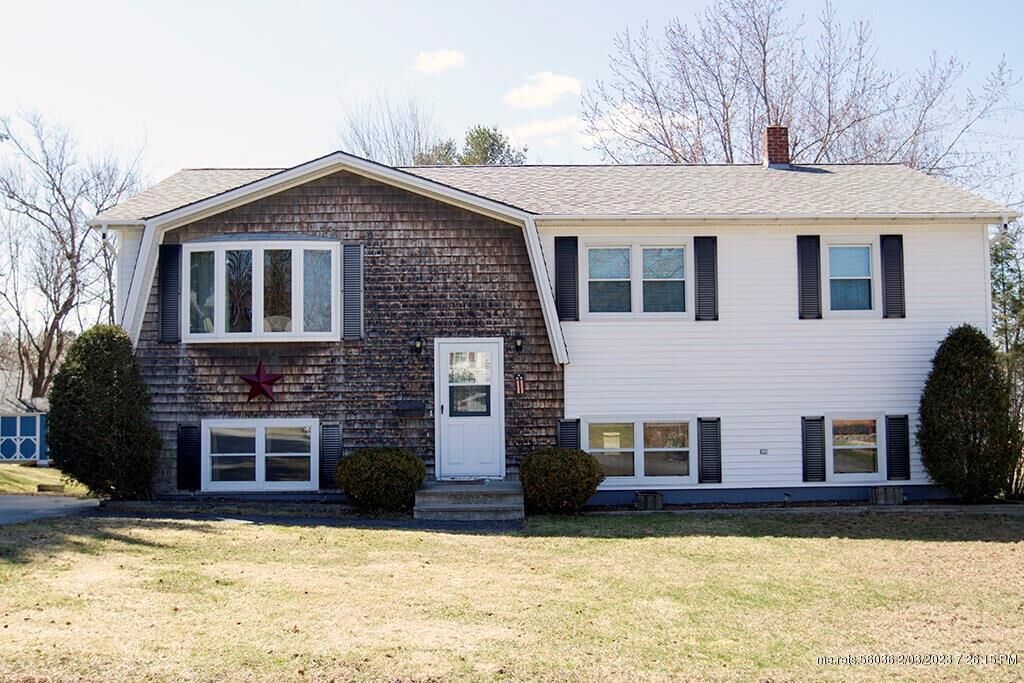 Property Photo: 386 Birch Street ME 04401