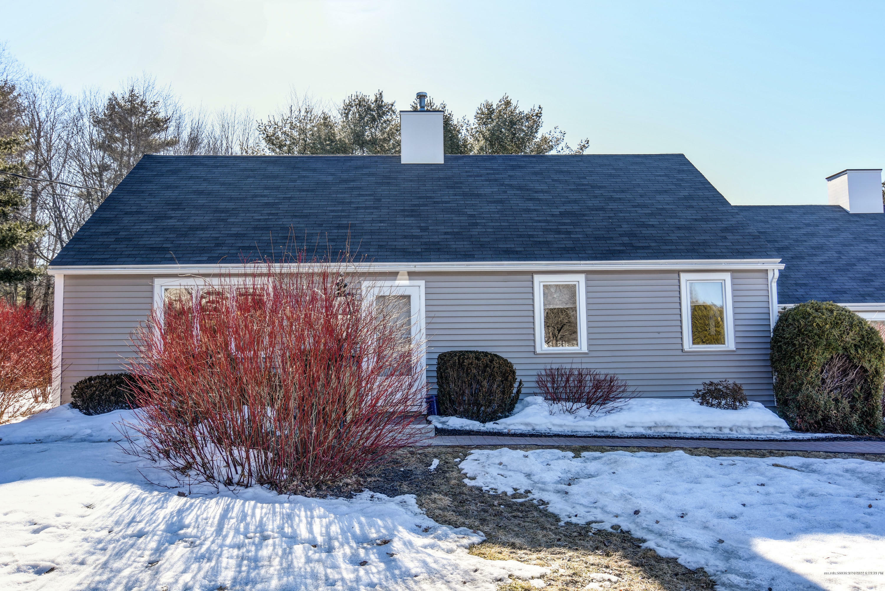 Property Photo: 20 Colonial Way 3 ME 04210