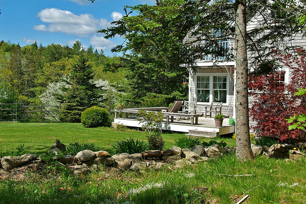 Property Photo:  281 Salt Pond Rd.  ME 04614 