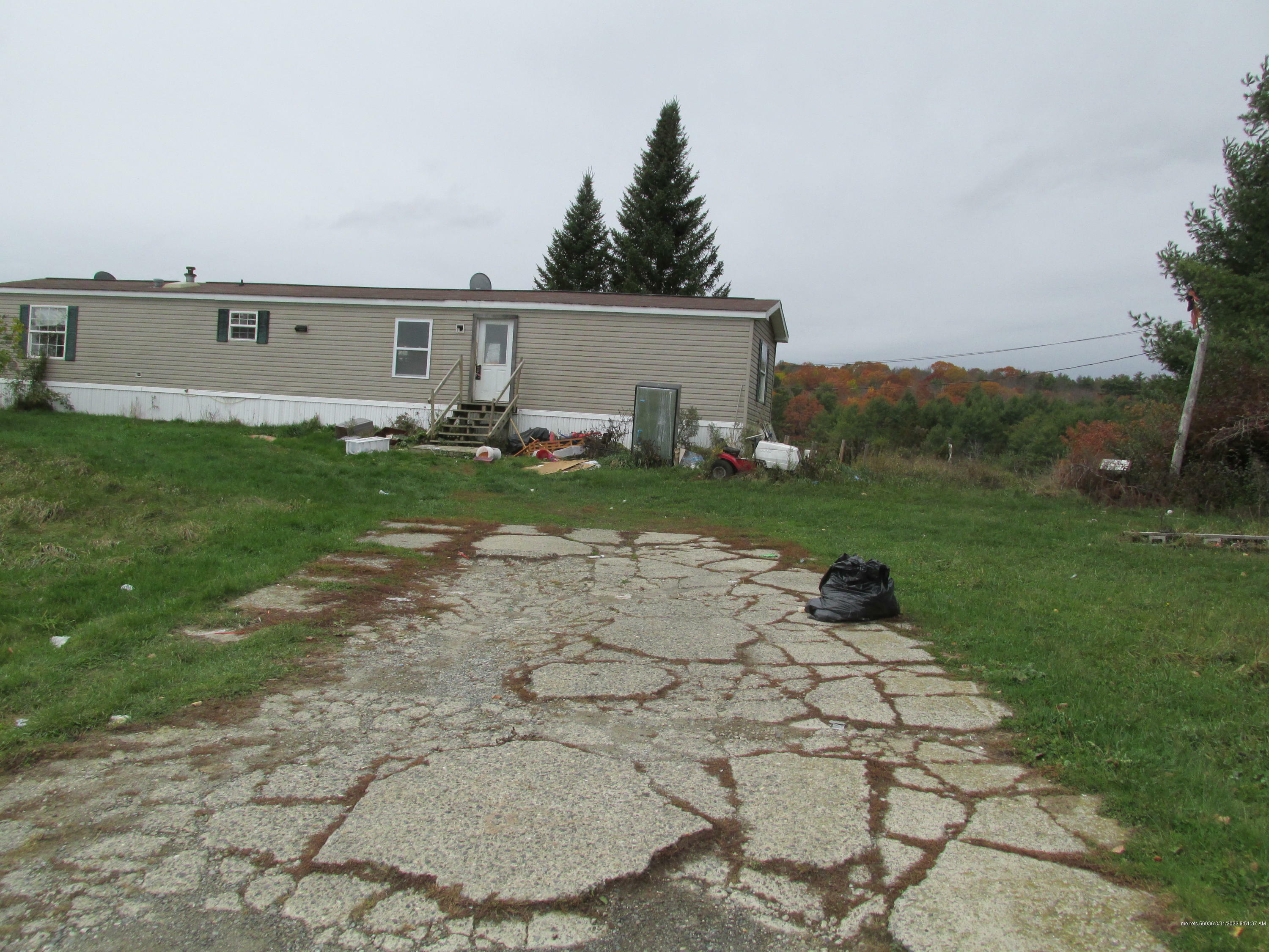 Property Photo:  4 Scribner Hill Road  ME 04351 