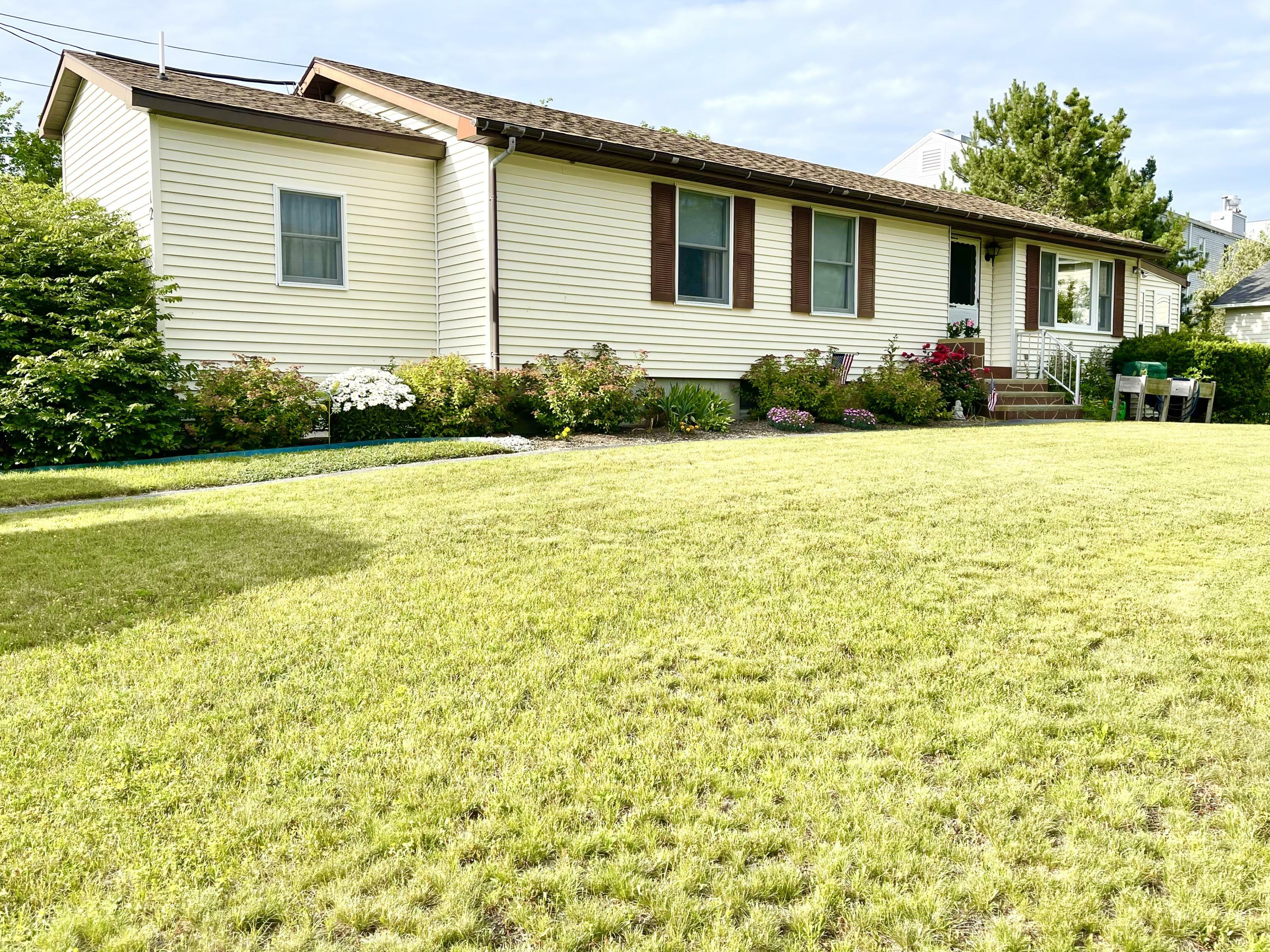 Property Photo: 12 Tracy Road ME 04662