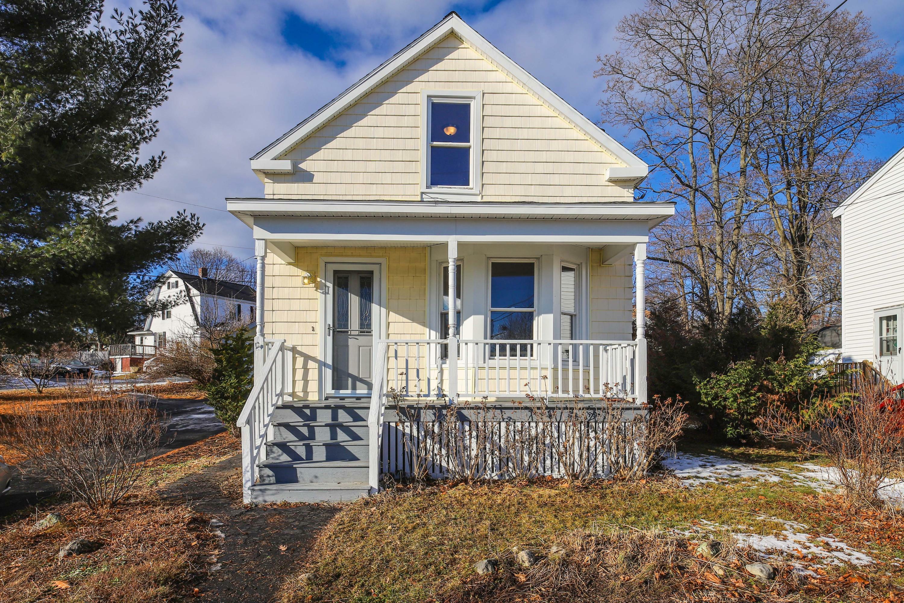 Property Photo:  73 Grandview Avenue  ME 04106 